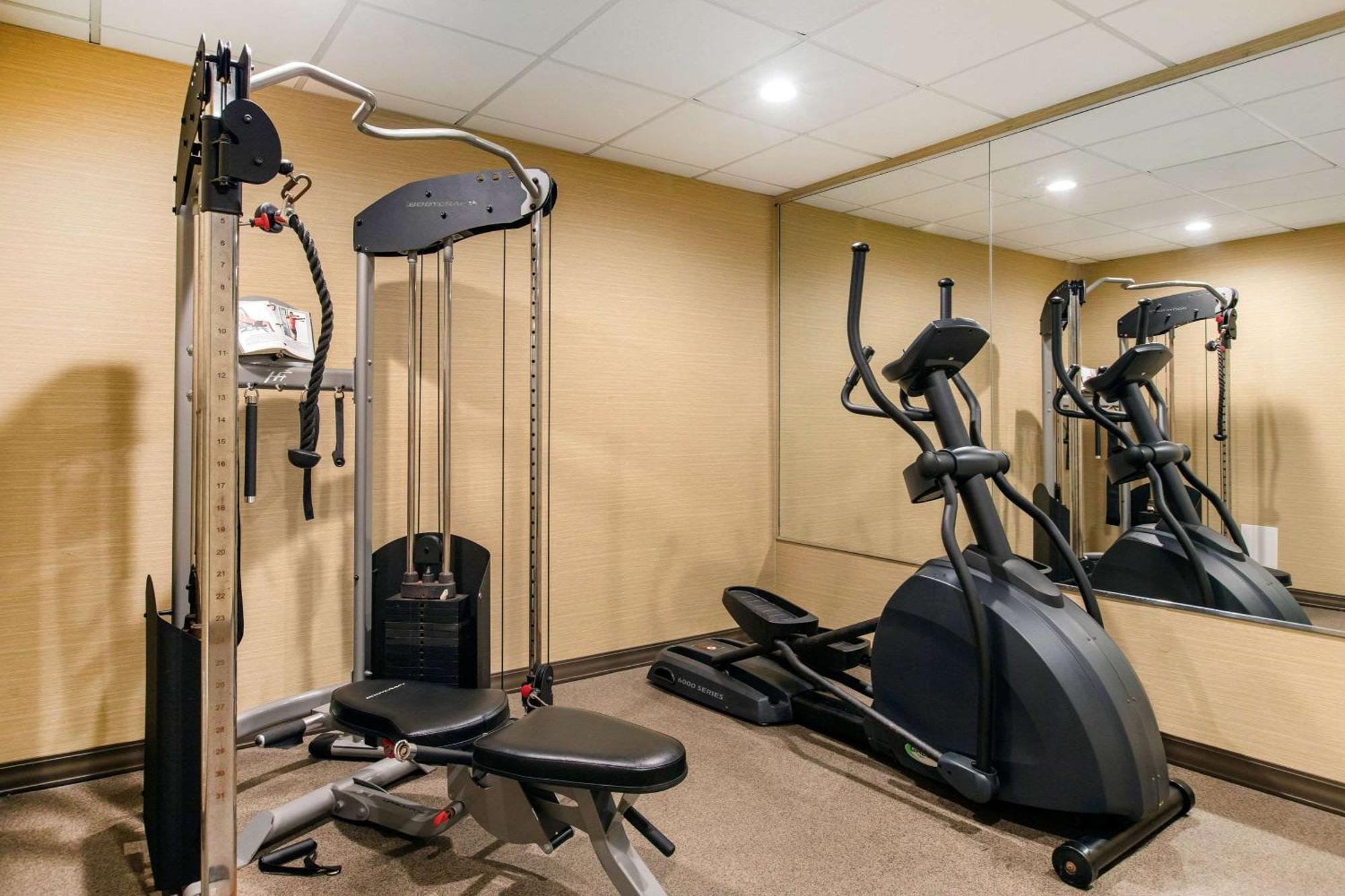 Radisson Hotel Grand Rapids Riverfront Ngoại thất bức ảnh
