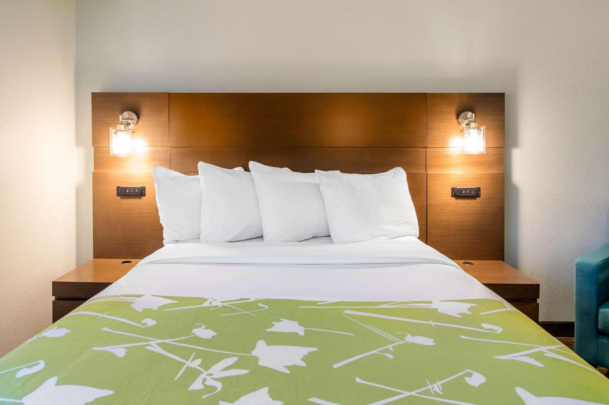 Radisson Hotel Grand Rapids Riverfront Ngoại thất bức ảnh
