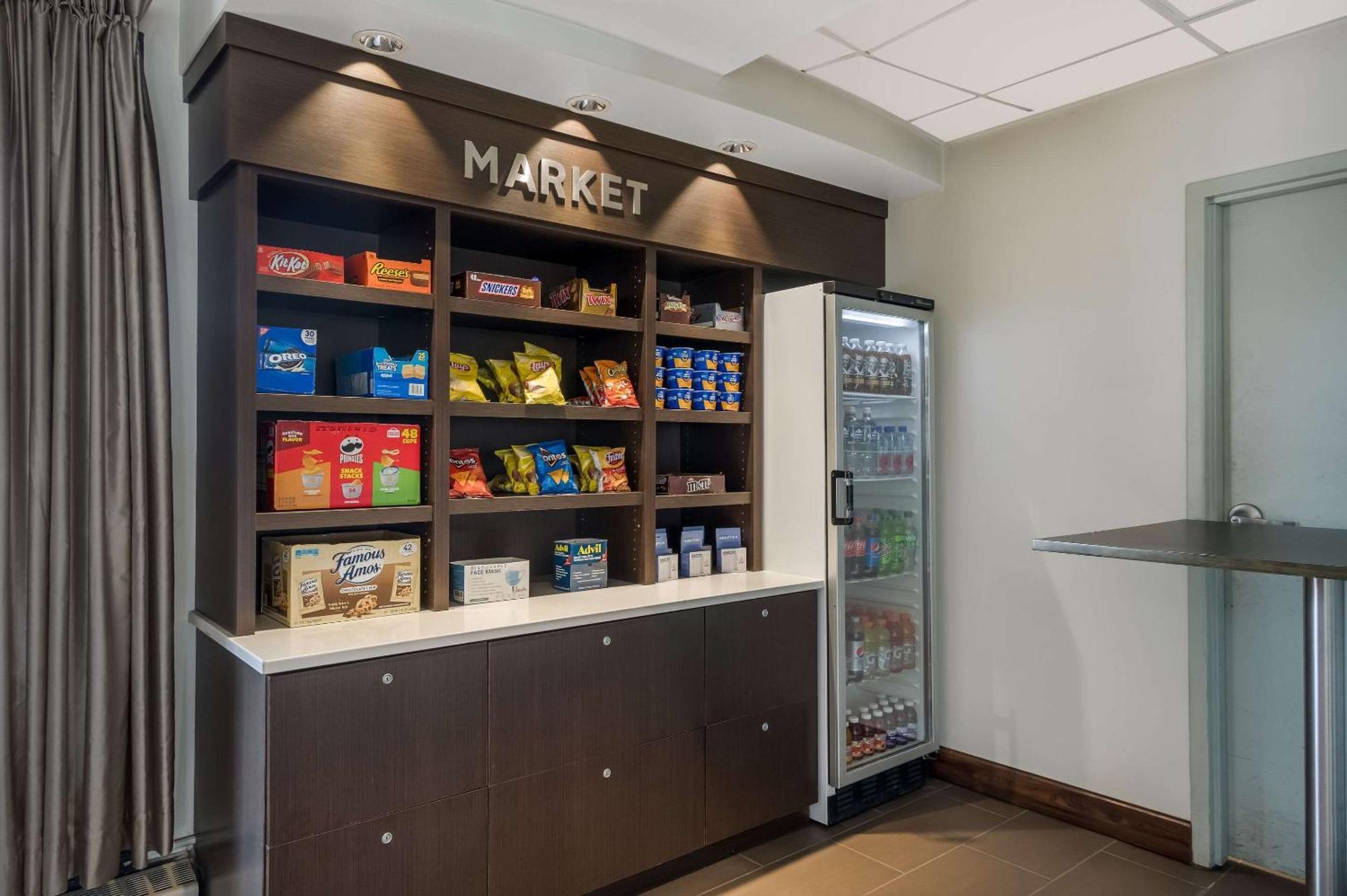Radisson Hotel Grand Rapids Riverfront Ngoại thất bức ảnh