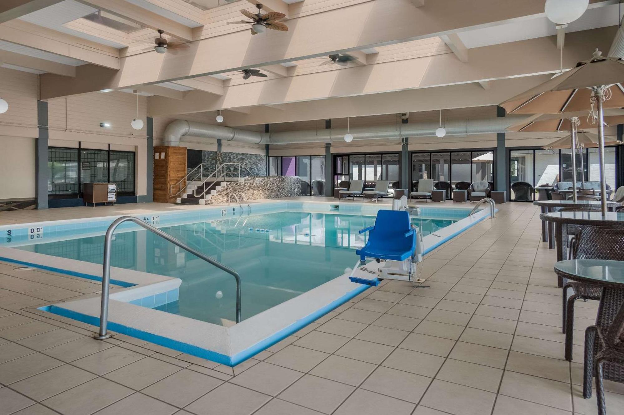 Radisson Hotel Grand Rapids Riverfront Ngoại thất bức ảnh