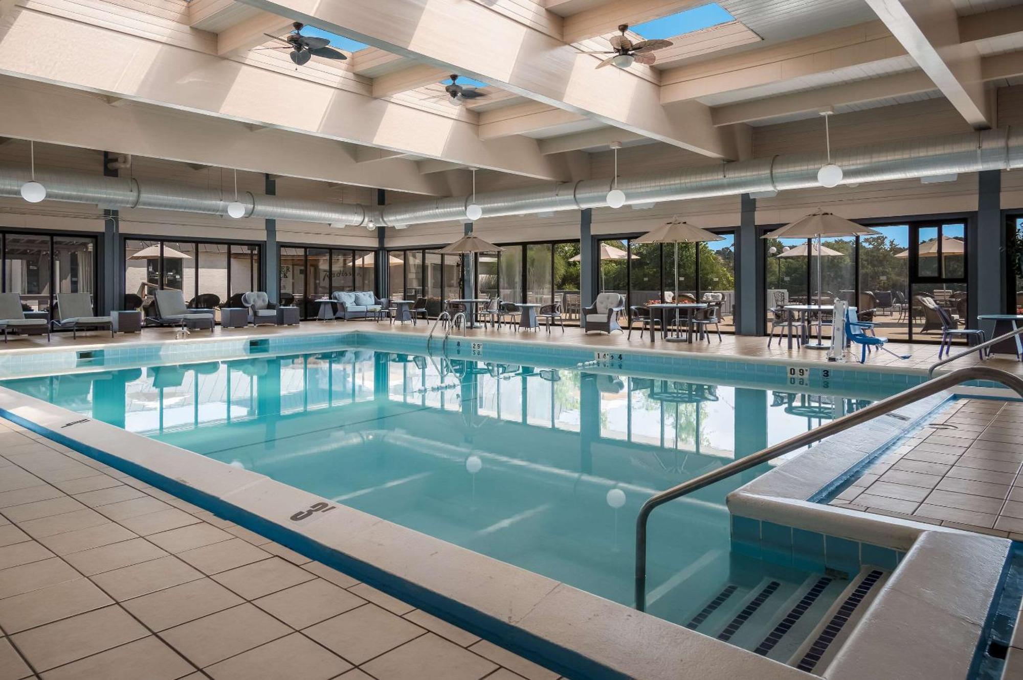 Radisson Hotel Grand Rapids Riverfront Ngoại thất bức ảnh