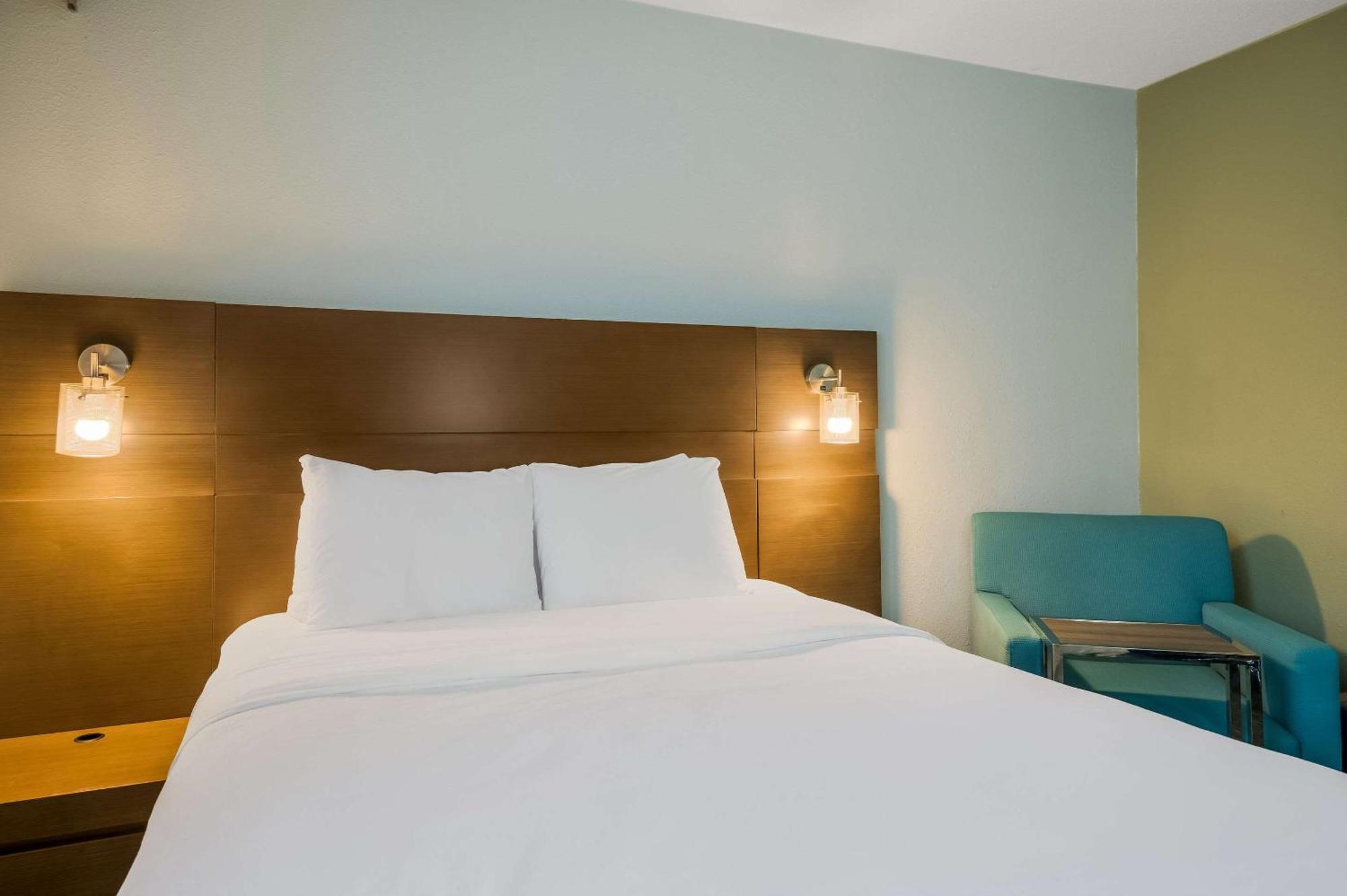 Radisson Hotel Grand Rapids Riverfront Ngoại thất bức ảnh