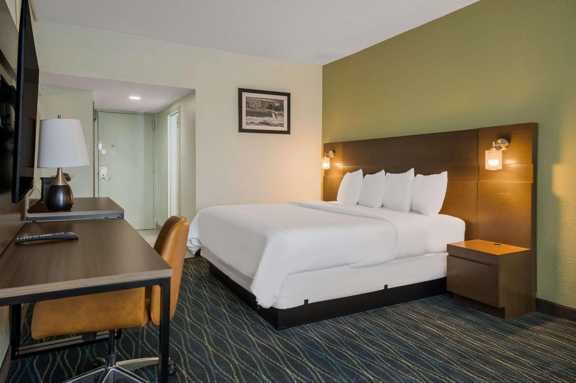Radisson Hotel Grand Rapids Riverfront Ngoại thất bức ảnh