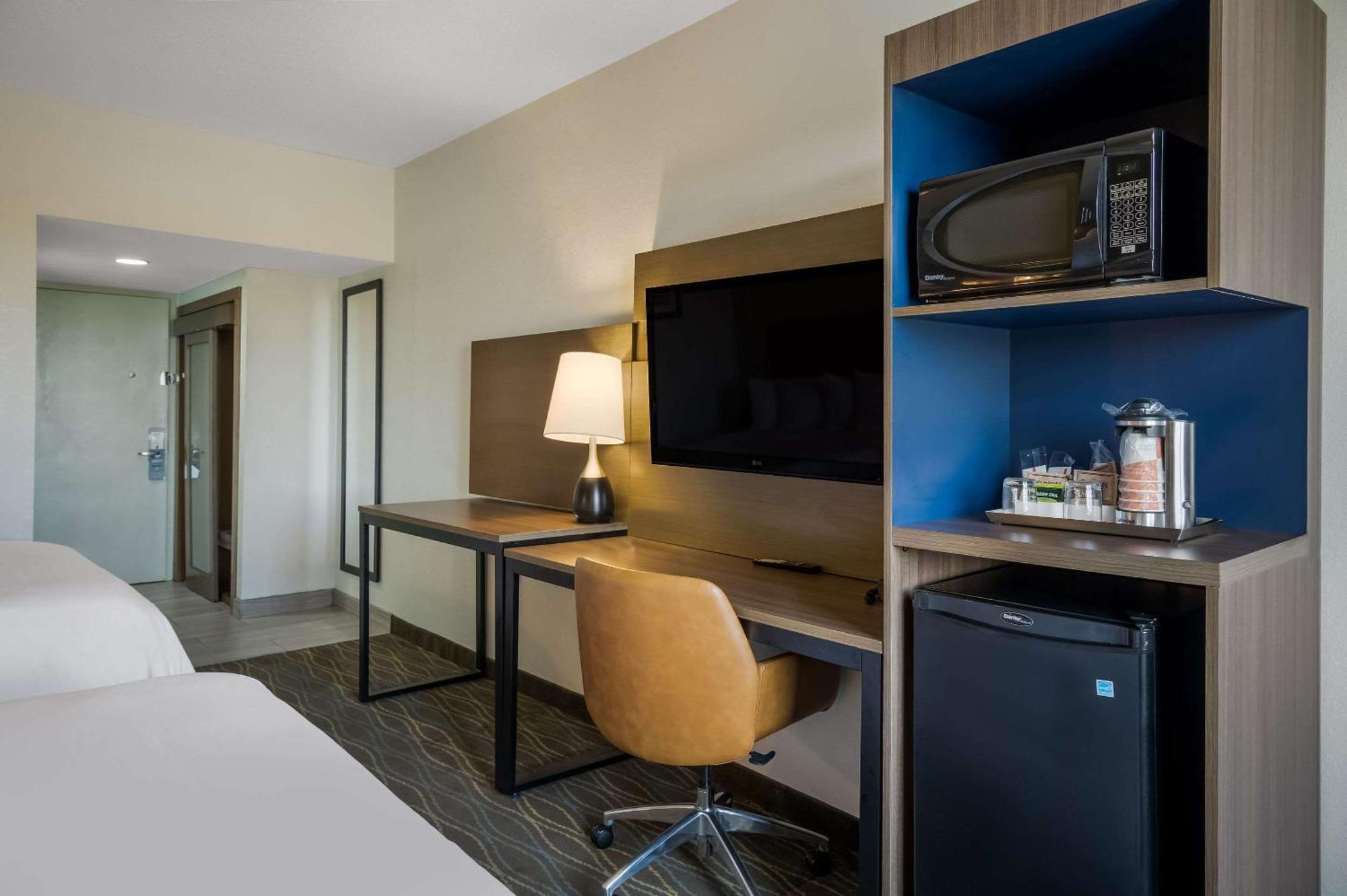Radisson Hotel Grand Rapids Riverfront Ngoại thất bức ảnh