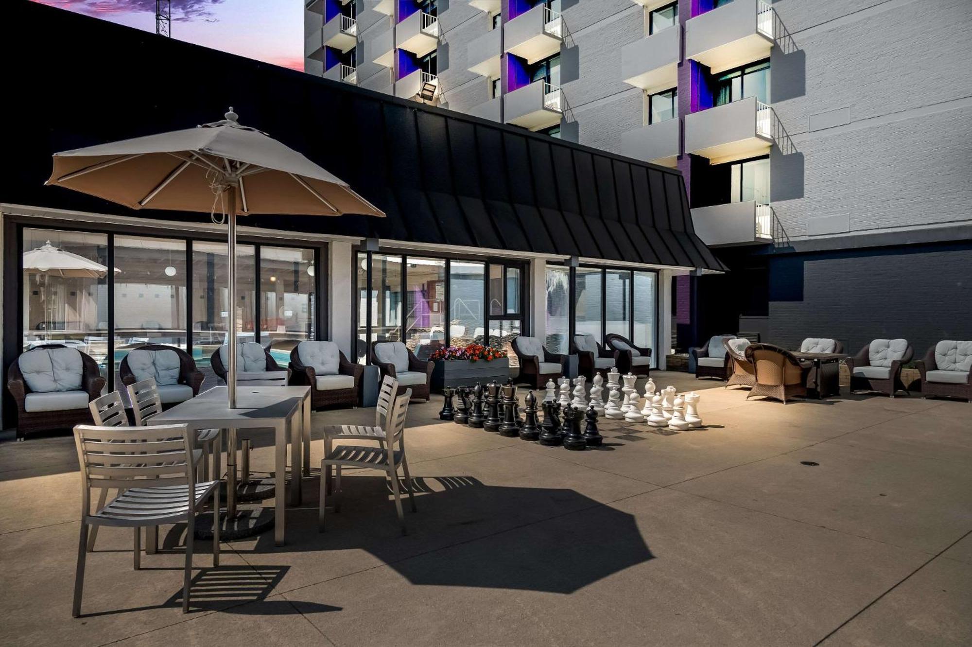Radisson Hotel Grand Rapids Riverfront Ngoại thất bức ảnh